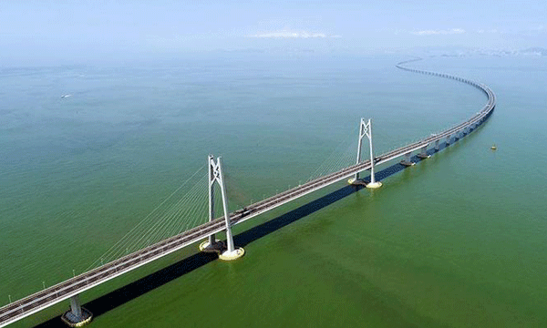 Dünyanın en uzun deniz köprüsü açılıyor