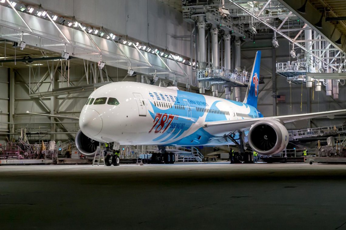 787’inci 787 Dreamliner teslimata hazır