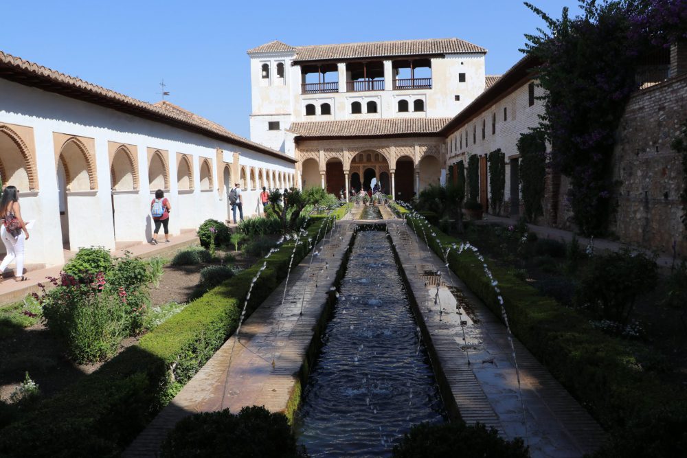 Endülüs: Kültür, medeniyet, yemek, eğlence, Doğu ve Batı…