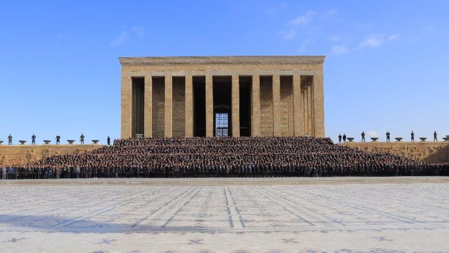 Aselsan 6 bini aşkın çalışanıyla Anıtkabir’de