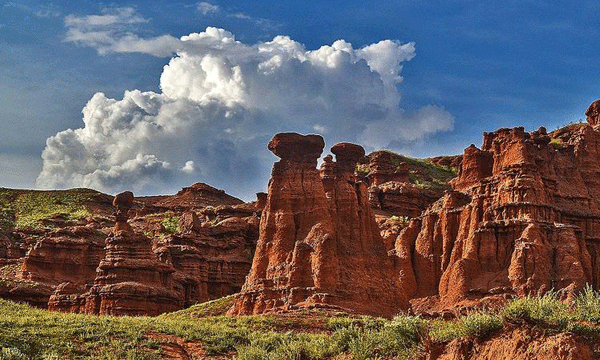 İşte Doğu’nun kızıl perileri…