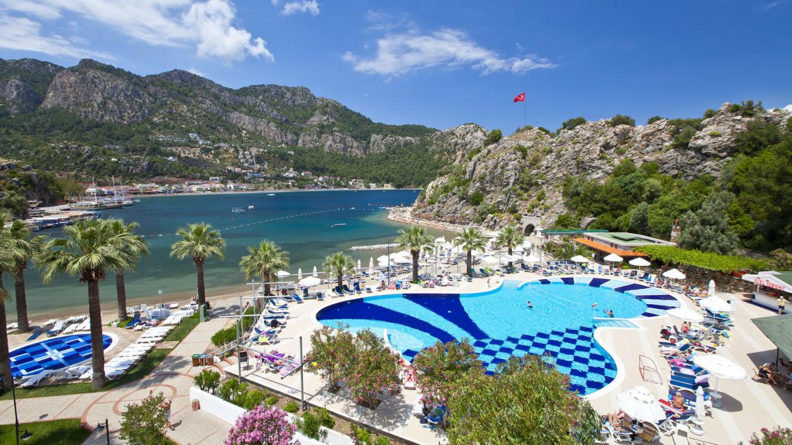 Turist sayısı arttı, oteller peşin satışa geçti