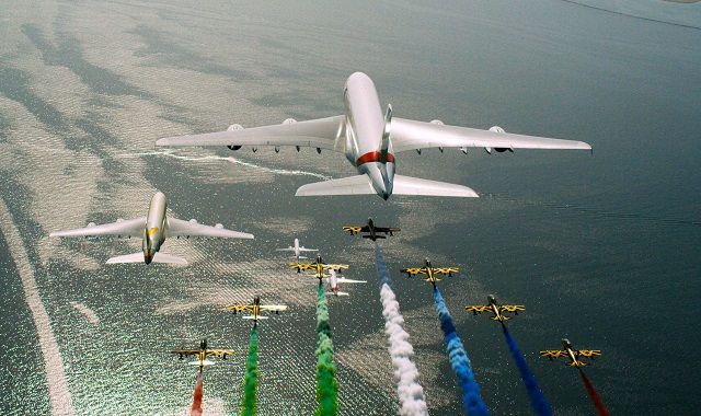 BAE’li dört havayolundan çok özel uçuş gösterisi