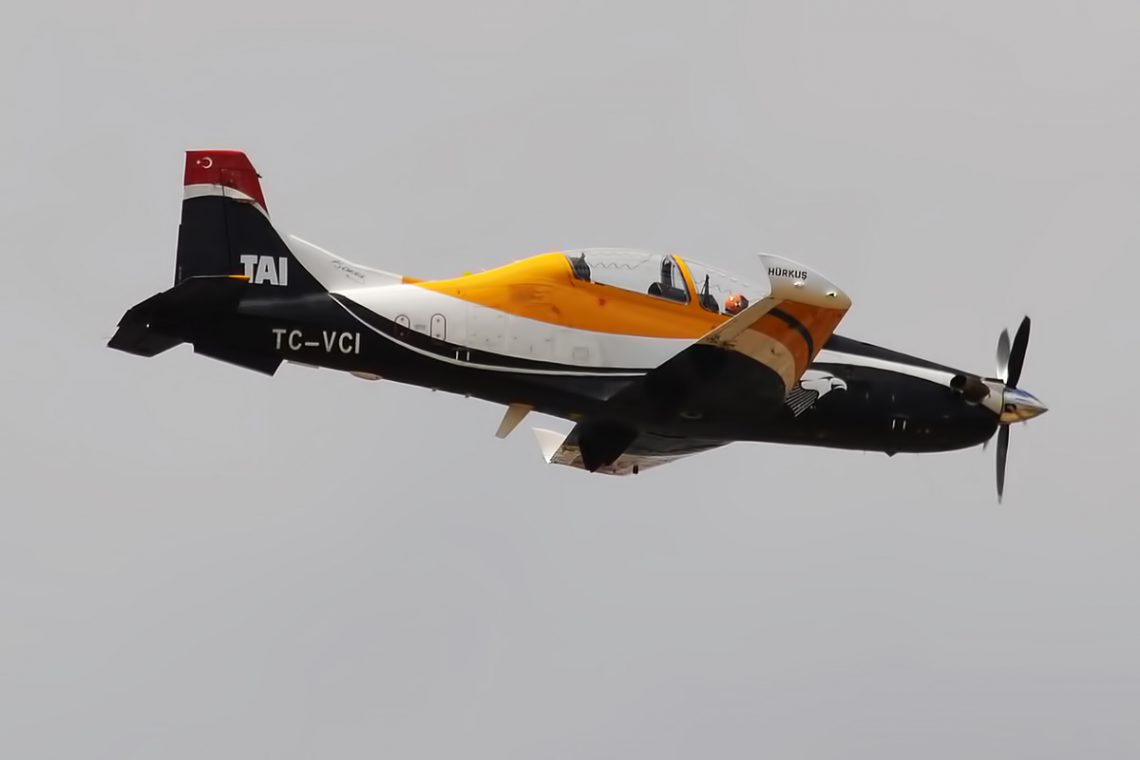 Hürkuş-B, Çiğli’de pilot eğitimlerinde kullanılmaya başlandı