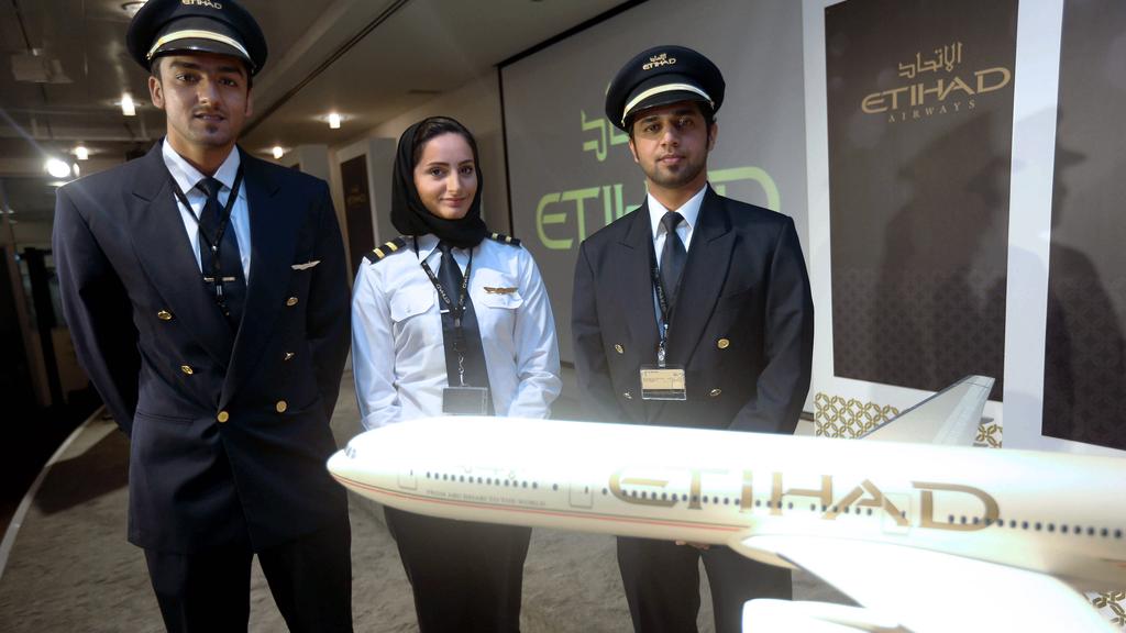 Abu Dabi merkezli Etihad 50 pilotun işine son verdi