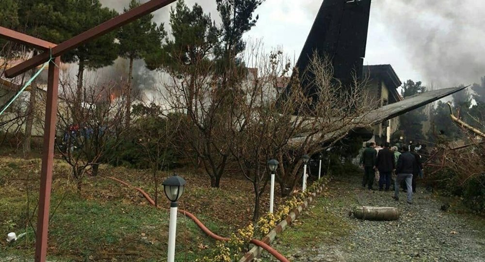 İran’da kargo uçağı düştü, 16 kişi hayatını kaybetti