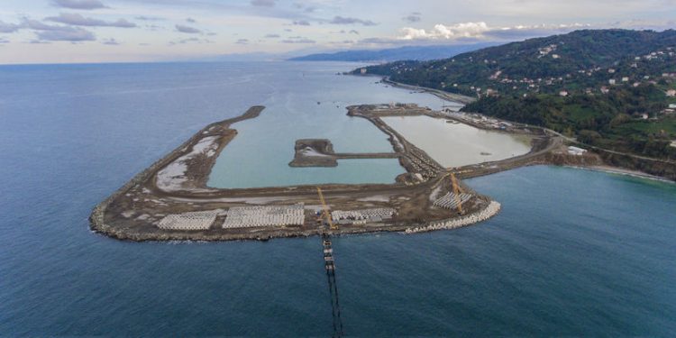 Rize-Artvin Havalimanı 2020 yılı sonunda hizmete açılacak
