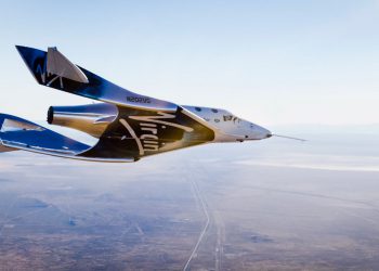 Virgin Galactic uzay uçuşu testtini  geçti
