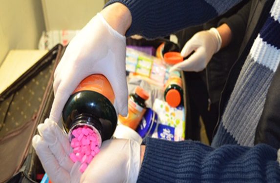 Atatürk Havalimanı’nda 24 bin 800 uyuşturucu hap ele geçirildi