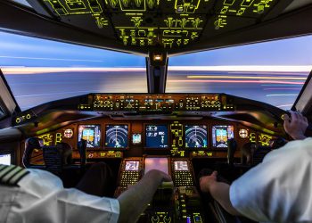 Airbus pilot yetiştirmek için uçuş akademisi açtı
