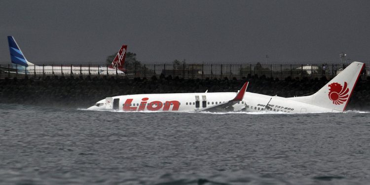 737 MAX’ler nasıl düştü?