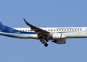 Canlı yayın yapan yolcuya büyük şok!