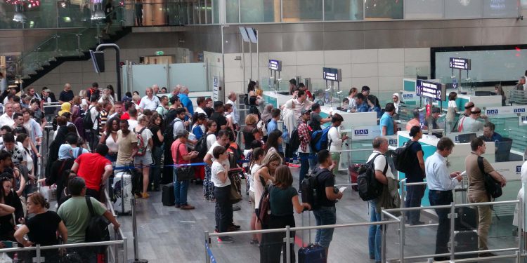 Tarihi uçuşa yoğun ilgi