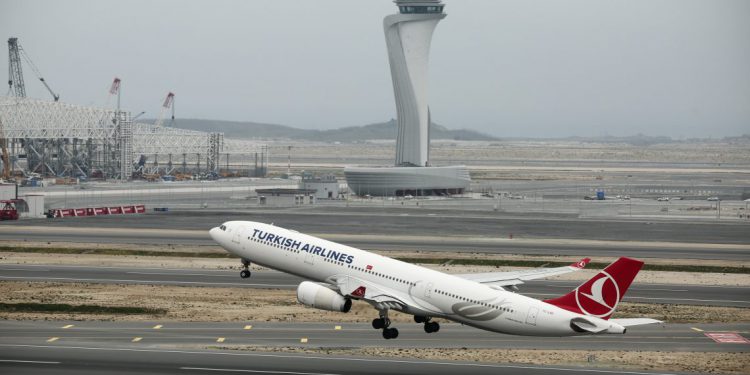 İstanbul Havalimanı’ndan seferler sorunsuz yapılıyor