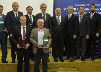 Savunma ve havacılık ihracatçıları ödüllerini aldı