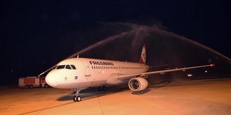 Estonya’dan Gazipaşa’ya ilk uçak geldi