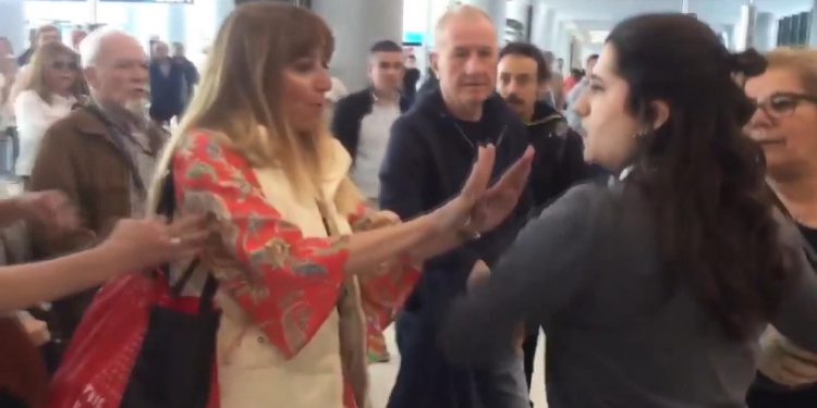 Hakaret eden yolcuya suç duyurusu