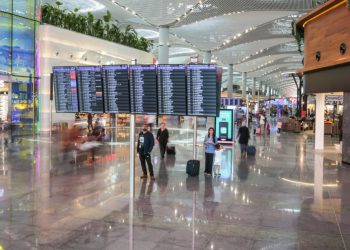 4 milyon yolcuyu geçti