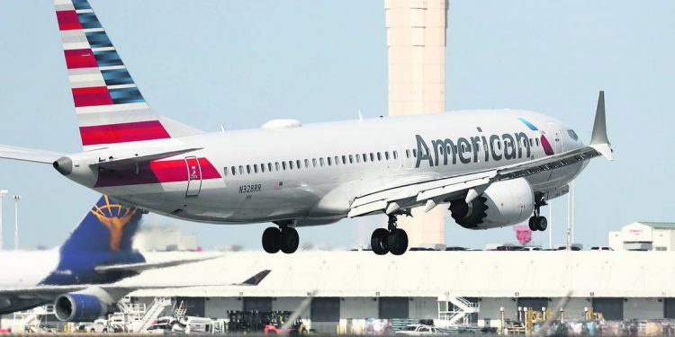 Tüm ticari ve kargo uçuşları durduruldu