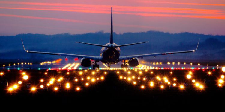 Havayollarının gelirleri düşüyor