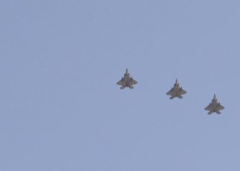 F-22 Raptorlar Katar’da konuşlandı