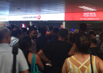 İzmir-Ankara uçuşu arıza nedeniyle iptal edildi