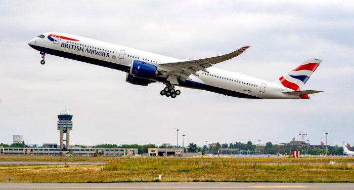 Yine ilk uçak, yine gecikme!