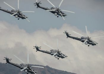 Suudiler ve Ruslar helikopter üretmeyi görüşüyor