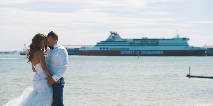 Yeni trend cruise gemisinde düğün