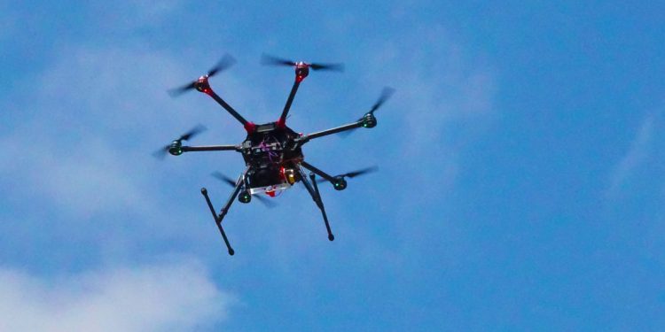 Suudi Arabistan Yemen’den havalanan İHA’yı düşürdü