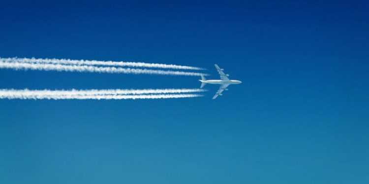 Türkiye semalarından 20 saniyede bir uçak geçti