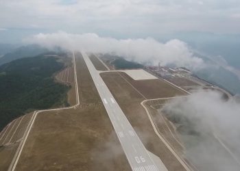 ‘Bulutlardaki havalimanı’ hizmete açıldı