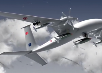 Bayraktar Akıncı İHA motor çalıştırdı