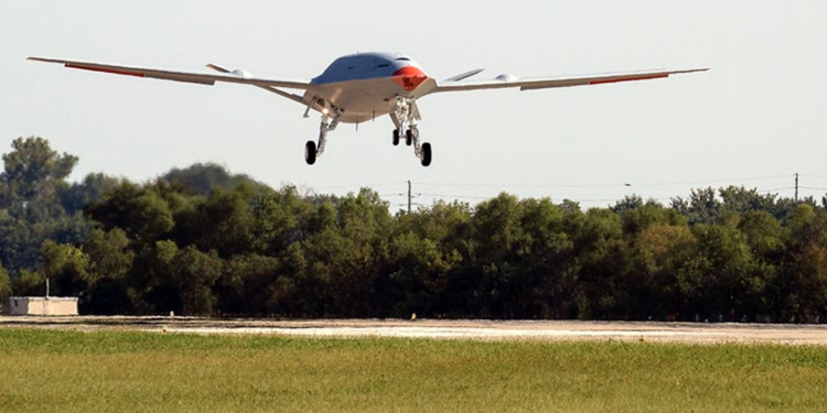 Boeing’in insansız tanker uçağı MQ-25 testi geçti