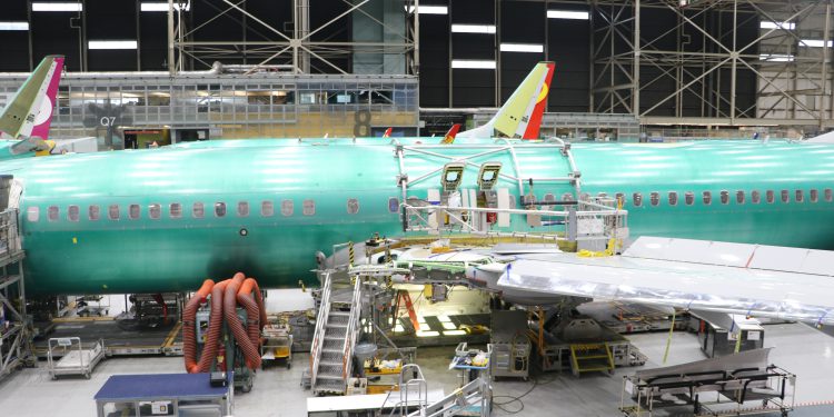 Yeni nesil Boeing 737’lerde de sorun çıktı!