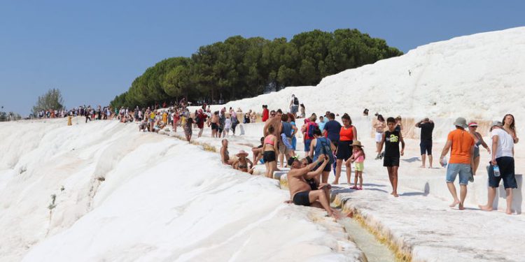 8 aydaki turist sayısı 31 milyonu geçti