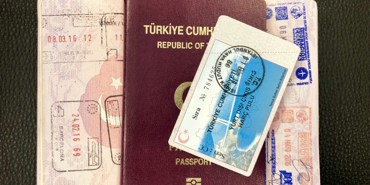 Barış Pınarı Harekâtı savaş uçaklarıyla başladı