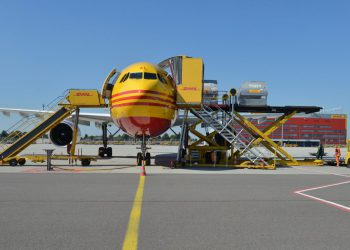 DHL 50. yaşını kutluyor