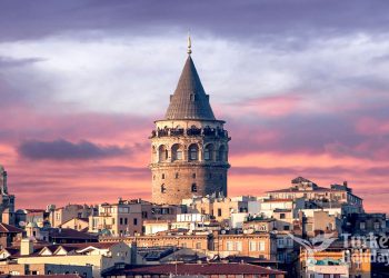 “İstanbul’a 15,5 milyon turist gelecek”