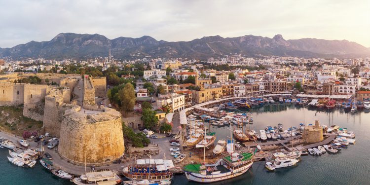 Soğuk havalarda sıcak yer arayanlara 10 rota