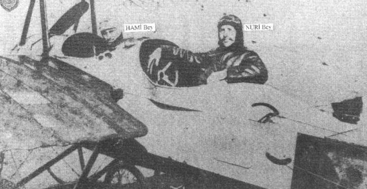 Türk tayyarecilerinin ilk uzun uçuşu Ekim 1913’te yapıldı