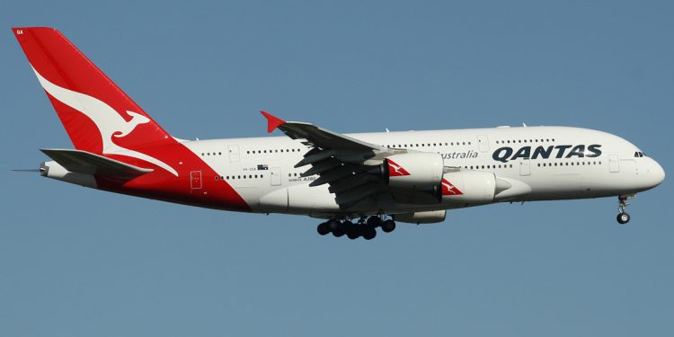 Qantas’ın kabini yenilenen ilk A380’i uçuşa hazır