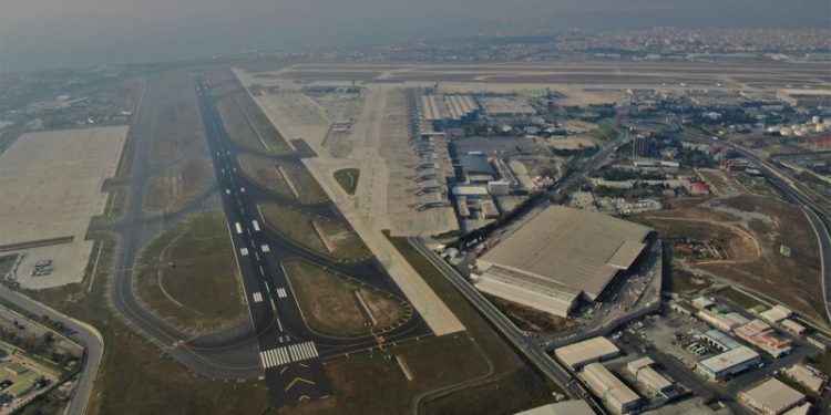 Atatürk Havalimanı yıkılmaya başlandı