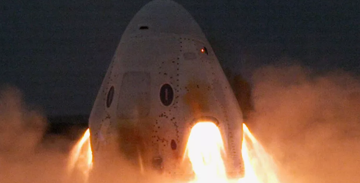 SpaceX, Crew Dragon kapsülünün kaçış motorlarını test etti