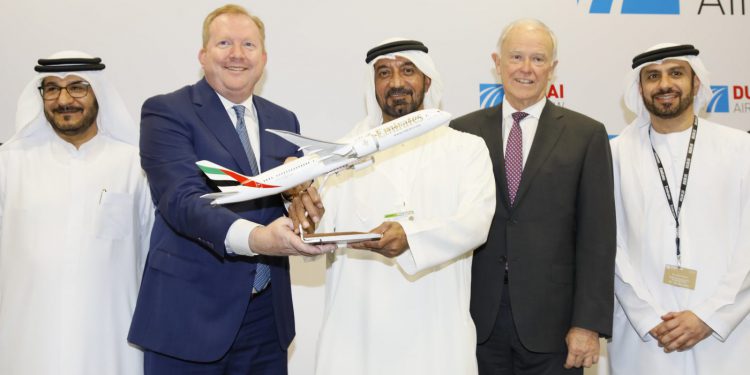 Emirates, 777X gecikince rüya uçağa yöneldi