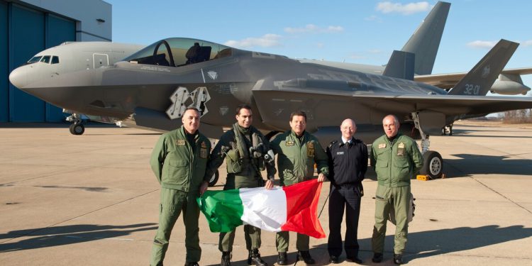İtalya’dan F-35 programına devam kararı
