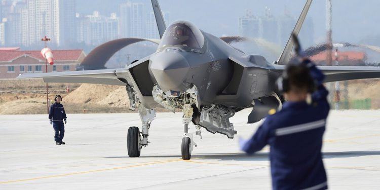 F-35A savaş uçakları resmen göreve başladı