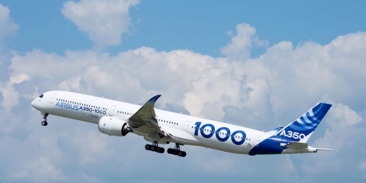 Airbus, otomatik pilotla kalkış ve inişi test ediyor