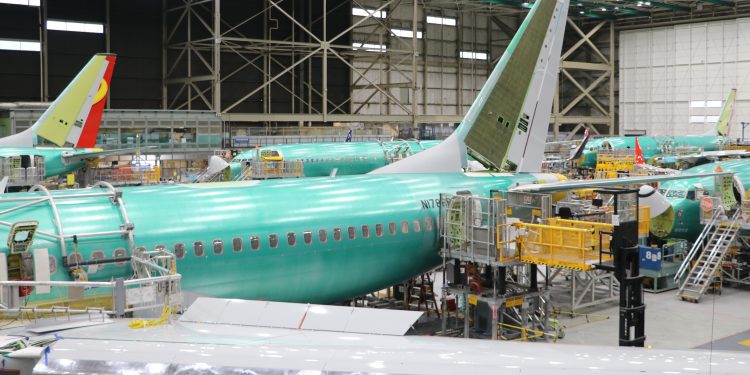 “Boeing, 737 MAX adını kullanmayabilir”