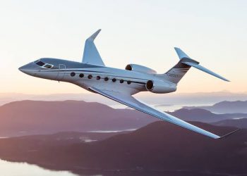 Türkiye’nin ilk G650ER iş jetini Acıbadem Grubu aldı